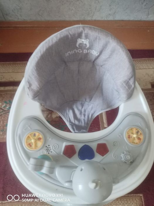 Ходунок детский до 2 лет