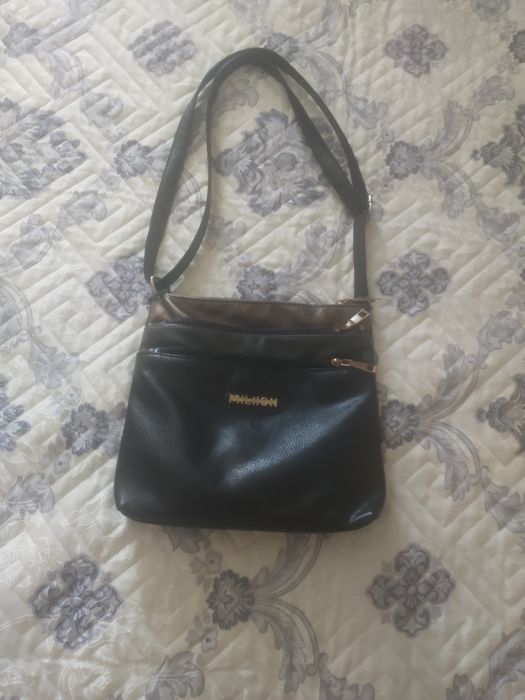 Продам женские вещи