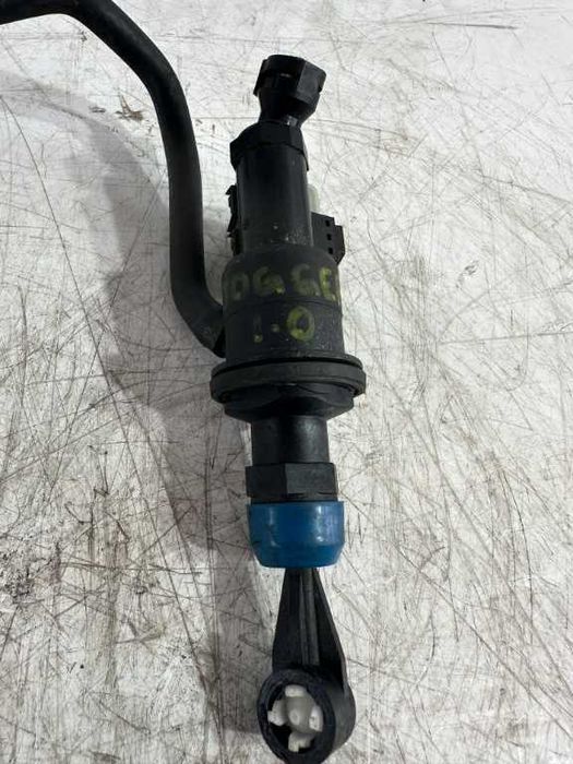 Pompa ambreiaj DACIA LOGAN 3 cod piesa 306106883r