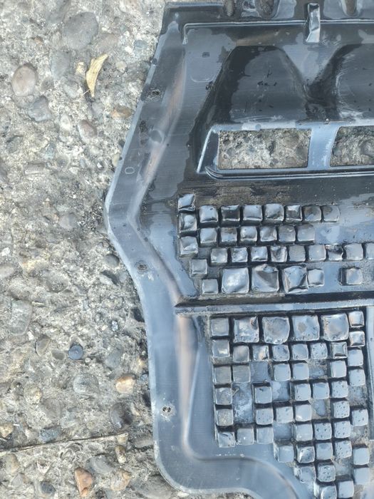 Кора под двигател Vw Passat 6