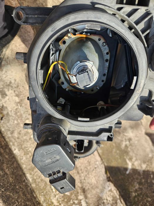 Фар за мерцедес е класа w211