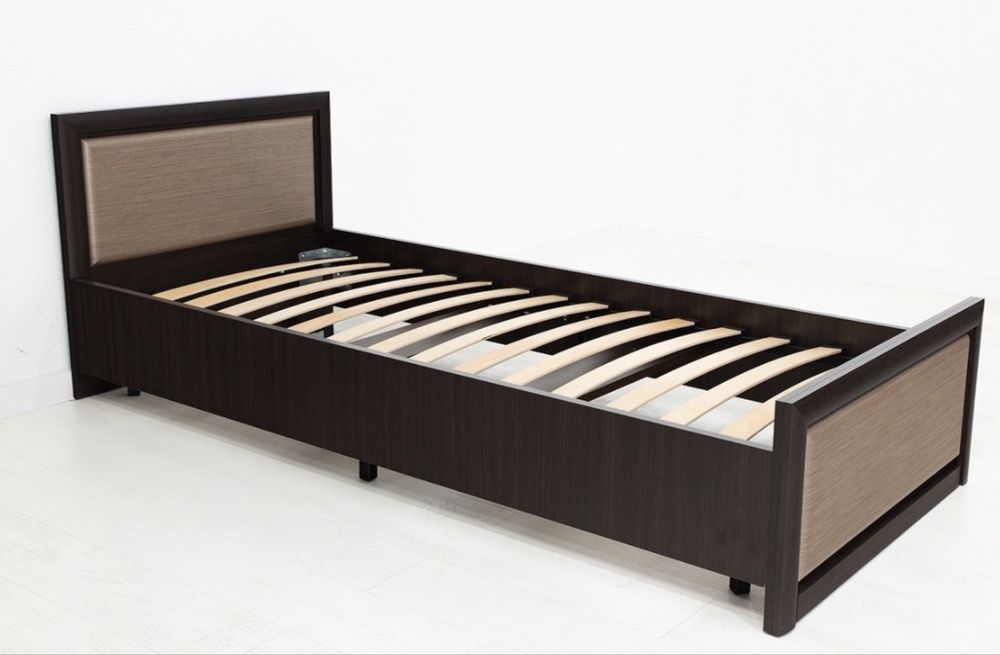 кровать брест коен