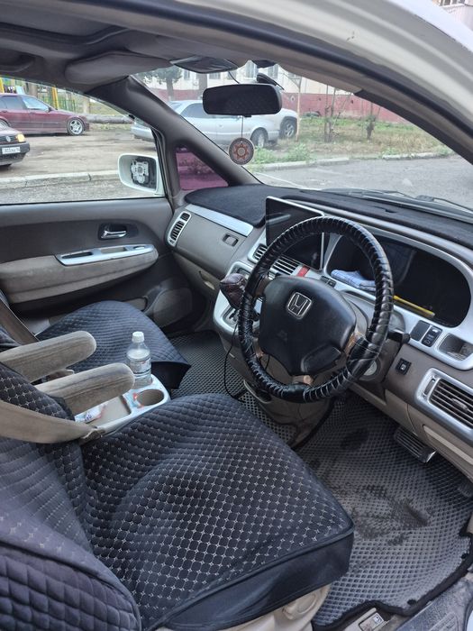 Хонда одиссей 2000год