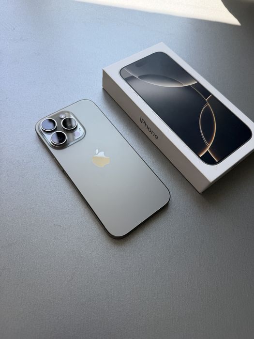 КАТО ЧИСТО НОВ Iphone 16 Pro Natural Titanium