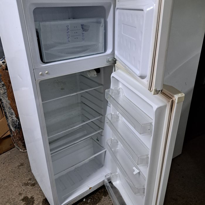 Vand frigider in Floresti