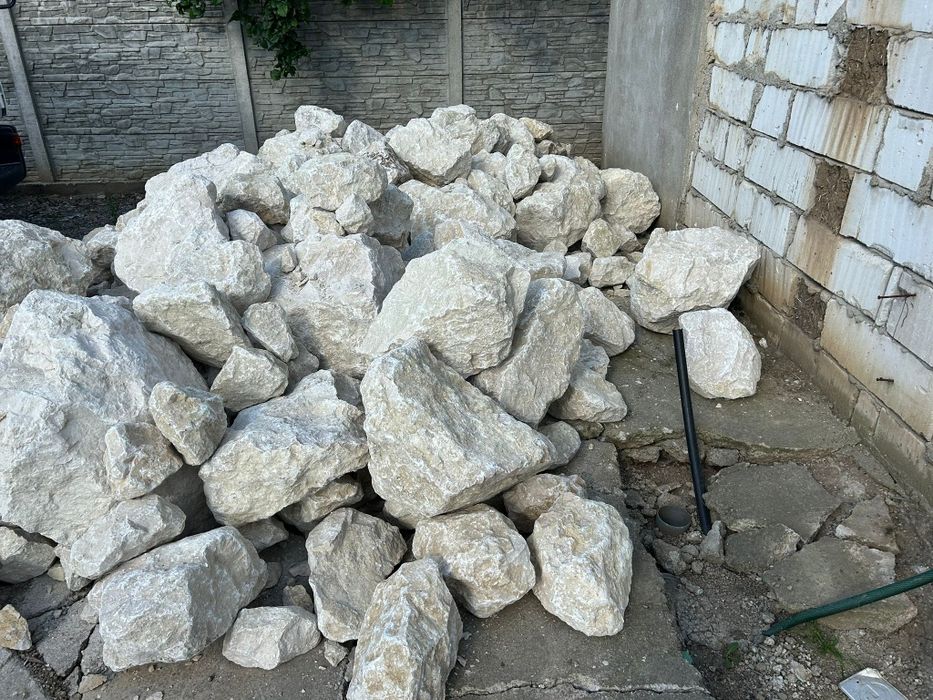 Piatra decorativa gabion concasata calcar granit 4-8 8-16 16-32 60-90b