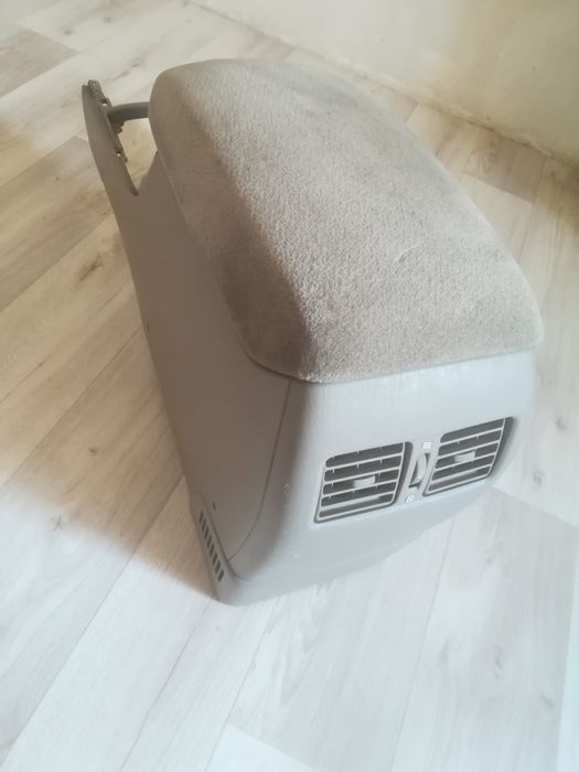 Консоль на камри 30 35