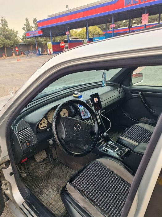 Mersedes benz w202 sotiladi