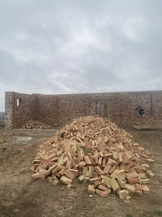 Продам не дастроены дом 12,5 на 15.5