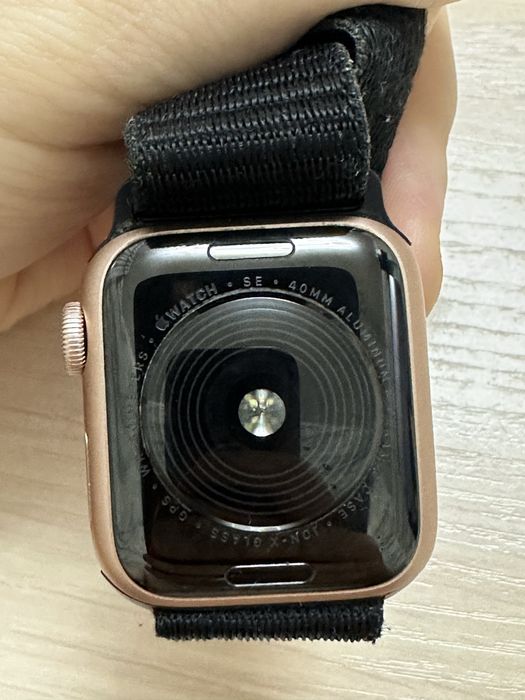 Часы Эпл вотч SE40 mm