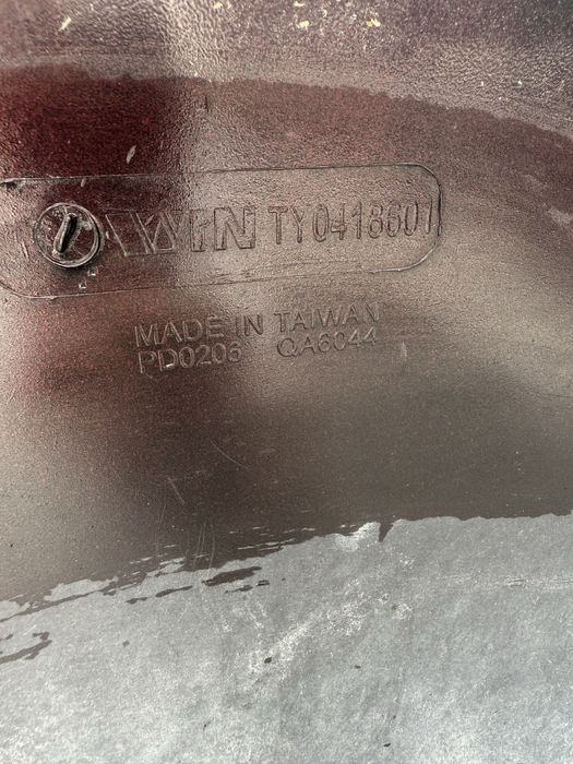 Camry бампер продаёться