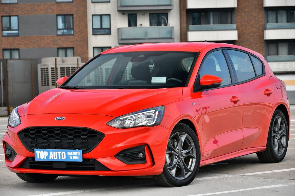 Ford Focus ST-Line Culoare deosebita Oferta