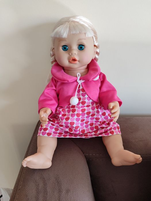 Кукла, която повтаря всичко, което казвате 41 см