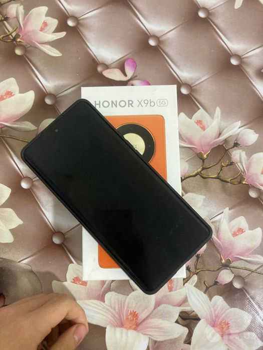 Honor X9b 5G
Telefon deyarli ishlatilmagan,