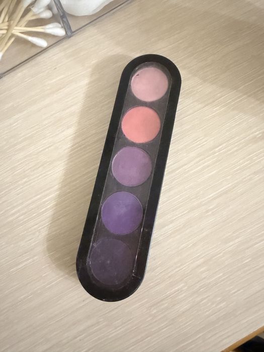 Продается Make-Up Atelier тени и Пудра Make-Up Studio! Оригинал!