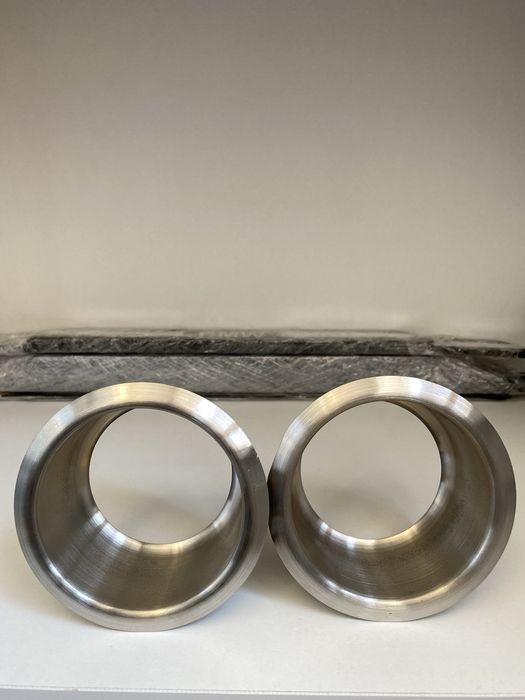 Кольца на решетку бампера бмв Е39