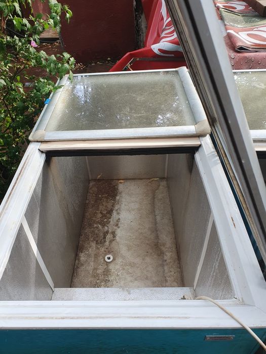 Lazi frigorifice mari