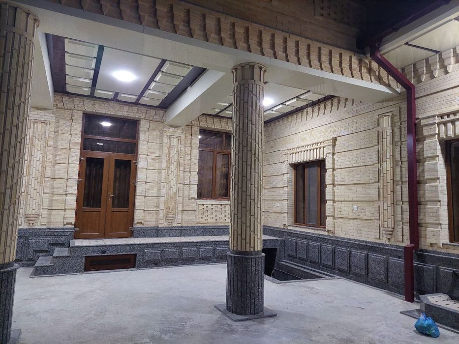 Продаётся  3х этажный Дом