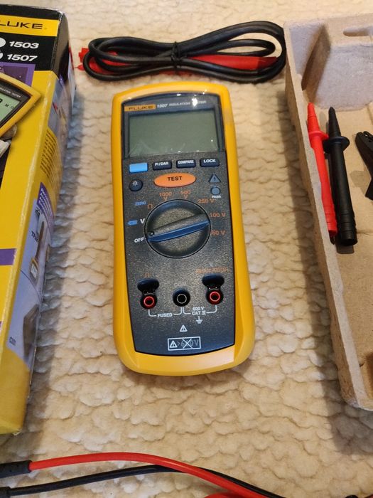 Tester izolatie FLUKE 1507 nou, profesional, megohmetru