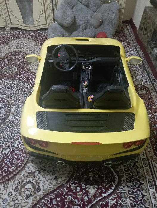 Машина электрмобил