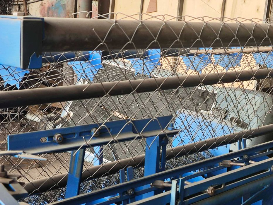 Станок- автомат  по производству  сетки Рабица