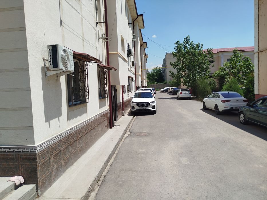 2 xonali uy sotiladi