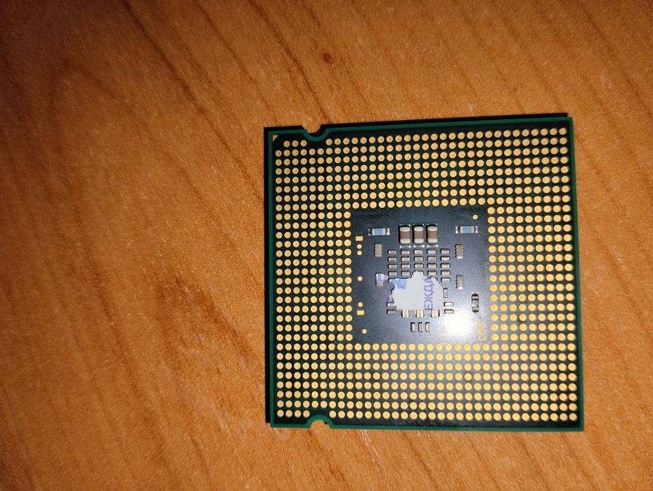 Процессор  intel 05 E2200 Pentium dual core  2.20ghz