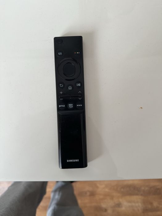 Продам Телевизор Смарт SAMSUNG