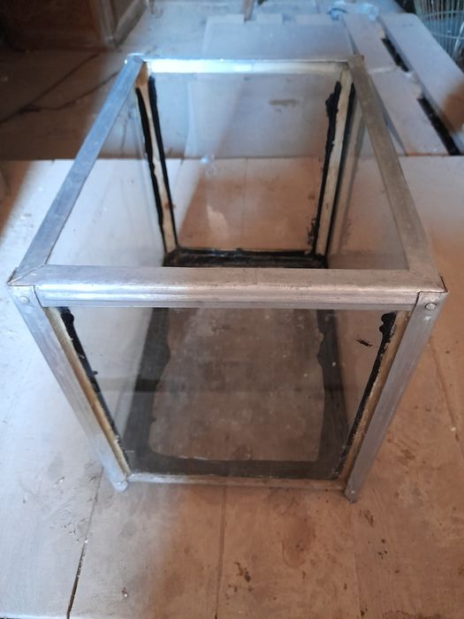 Аквариум сатилади