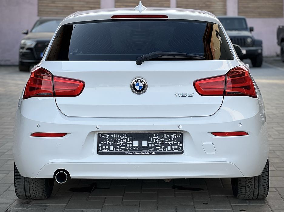 BMW Seria 1  • Automat  • Facelift  • Led