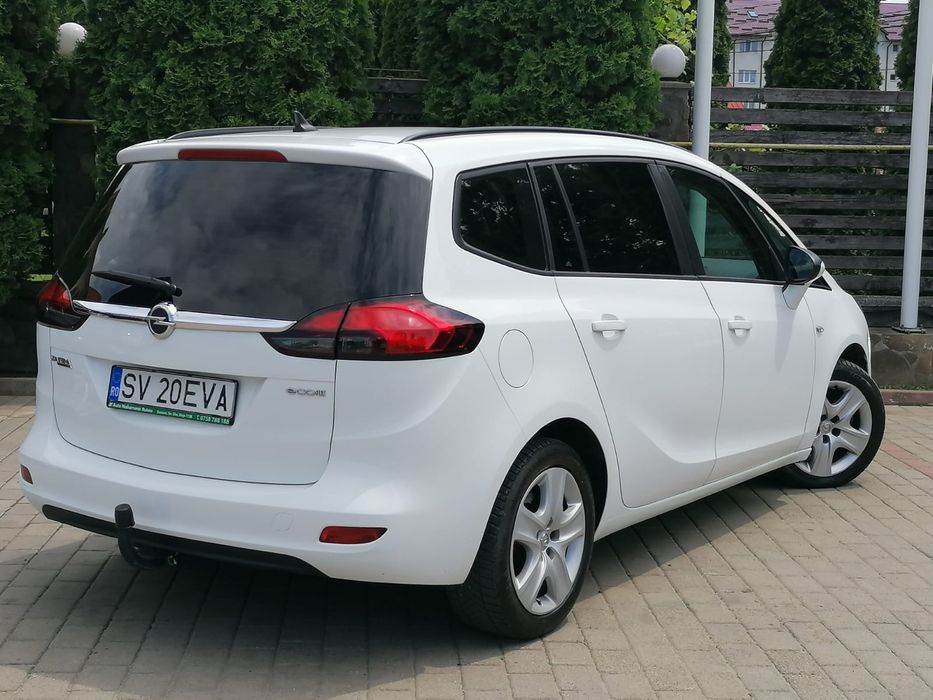 Vând Opel Zafira Tourer 2.0, 2013