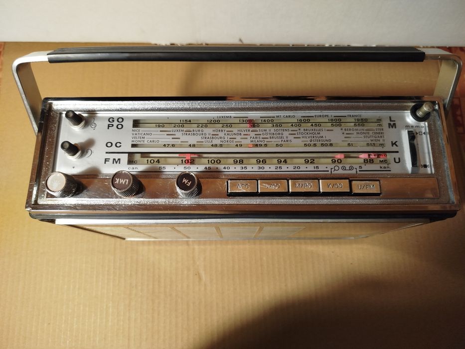 Ретро  Радио PHILIPS