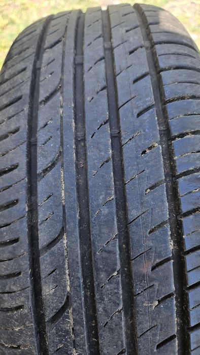 2бр гуми 195 60 15 ласа