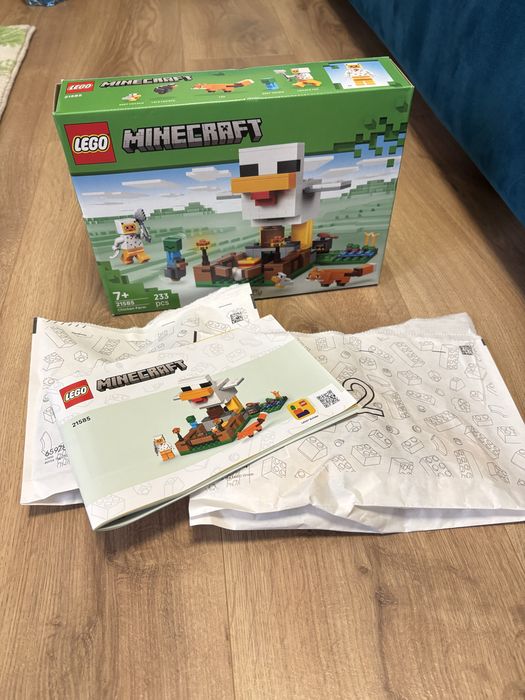 Lego Minecraft Chicken's Farm