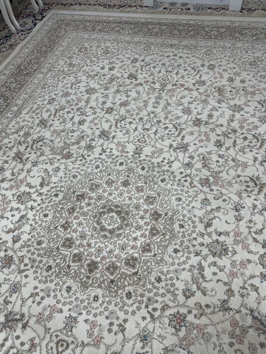 Продам Ковер 300х600