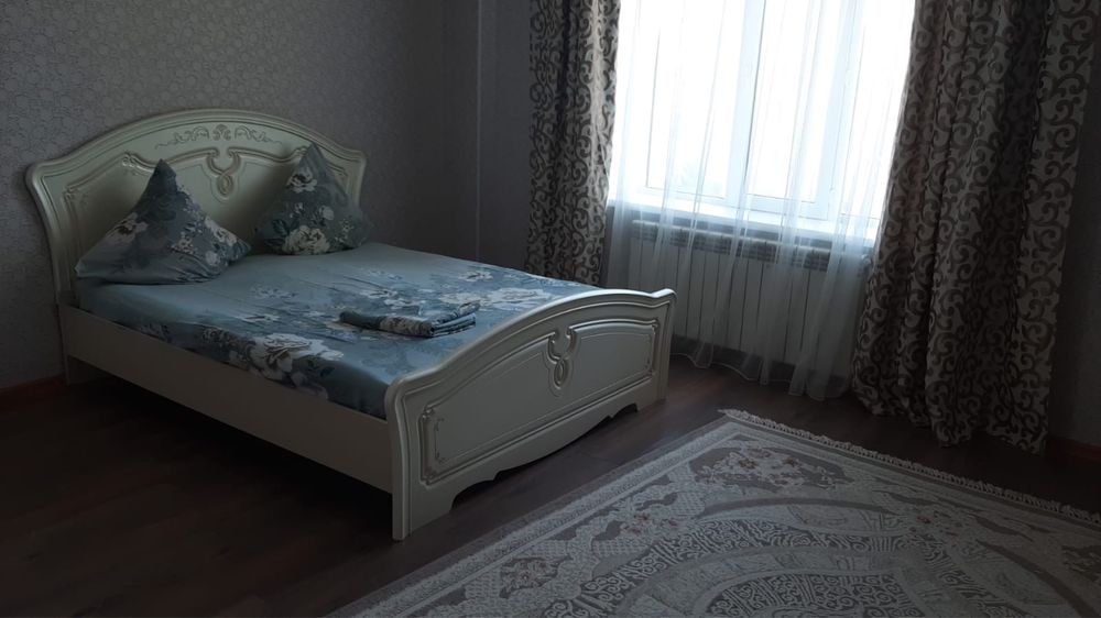 Сдам посуточно 4 к кв ЖК “Арай”