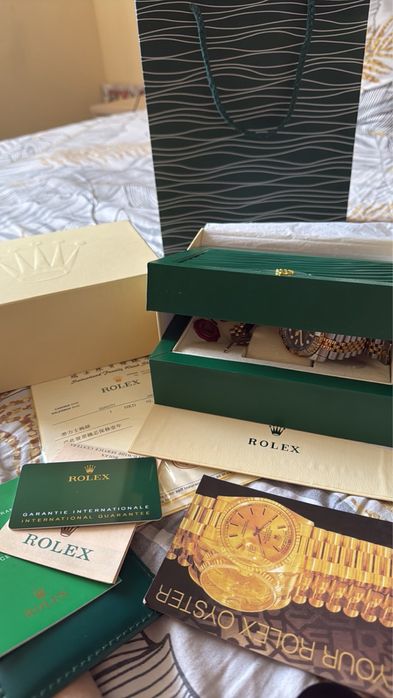 Часовник Rolex нов