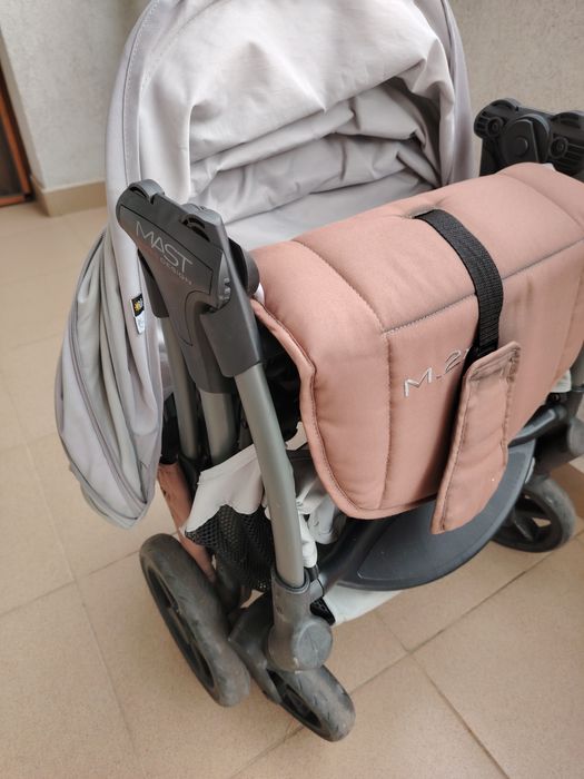 Сгъваема бебешка количка Mast M2x - сива

M2x съчетава всички хар
