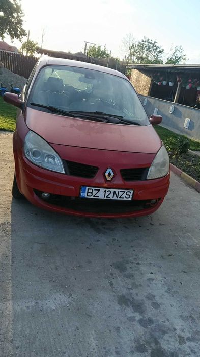 De vanzare renault