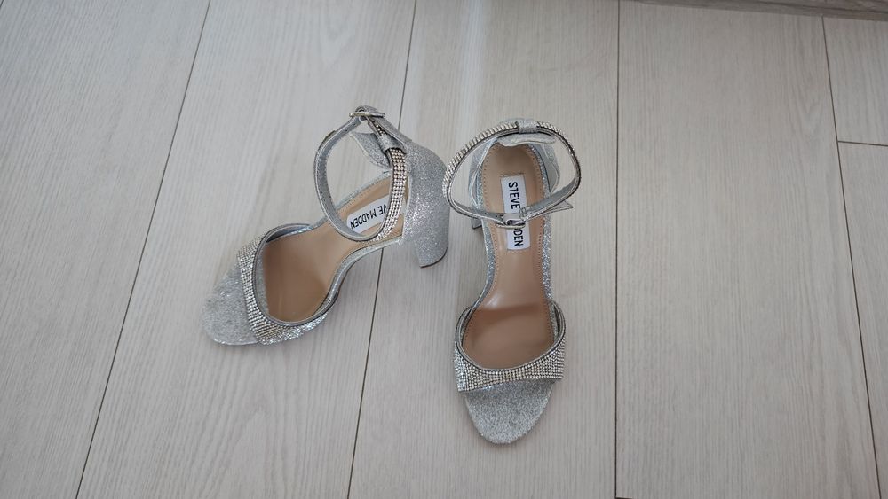 Sandale Steve Madden Capsule R, marimea 37, noi