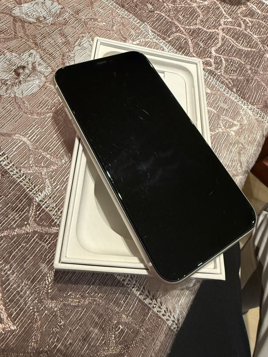Iphone 11 употребяван