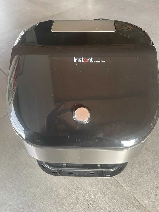 Уред здравословно готвене INSTANT VORTEX PLUS