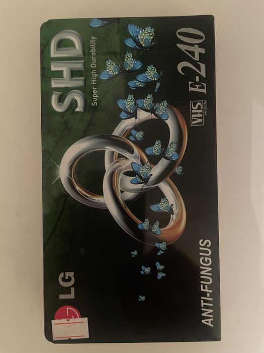 Видеокассета.   .