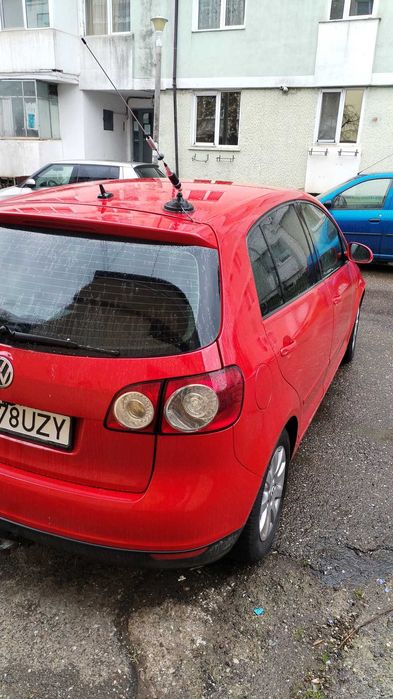 Golf 5plus roșu de vanzare