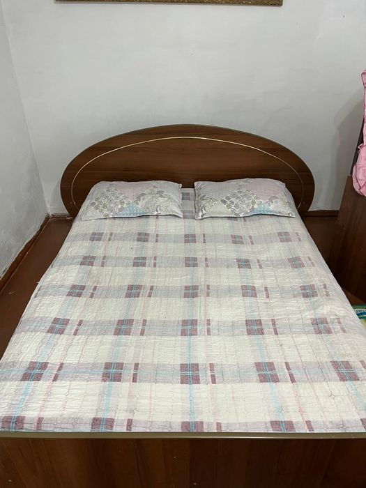 Продаётся спальня