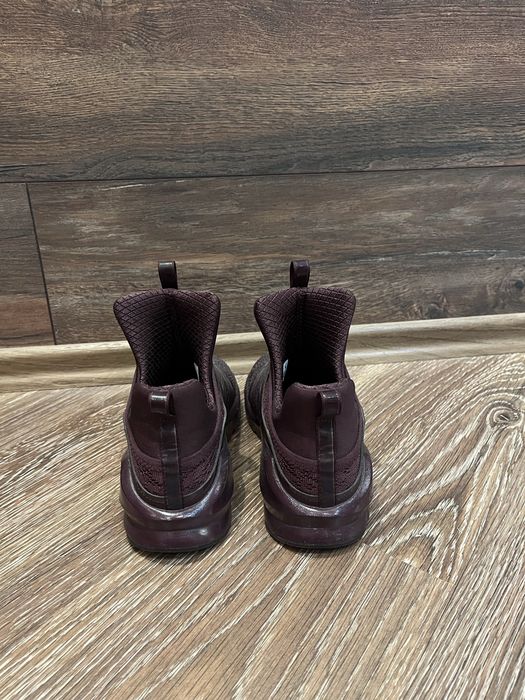Дамски обуки Puma