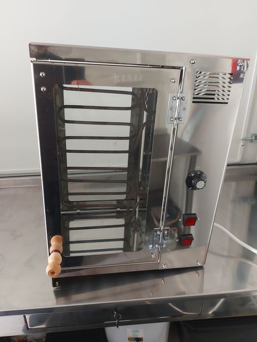 Vând 3 cuptoare electrice kurtos și un malaxor