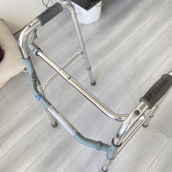 Ходунки для взрослых