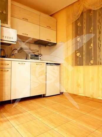 Дава се под наем Едностаен апартамент в Варна, Център - 35 кв.м за 328.95 € - Снимка #2