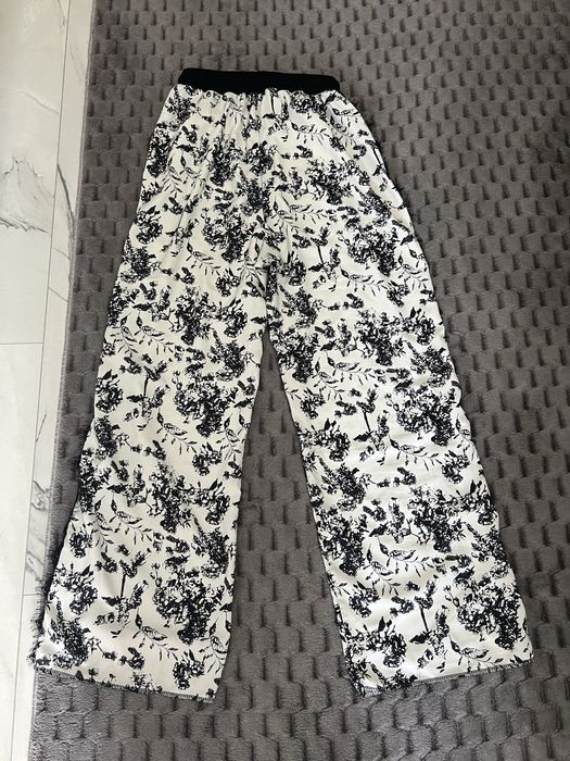 Панталони по 15€